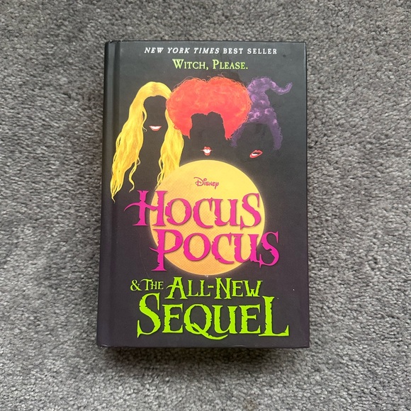 Other - Hocus Pocus & the All New Sequel Hardback book 🎃